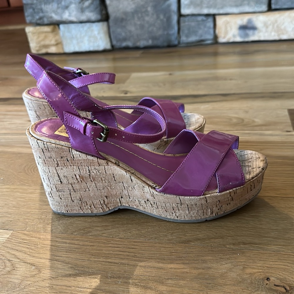 DV dolca vita purple wedge sandals - Picture 3 of 4